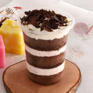 Black Forest Jar Cake - 150 gm